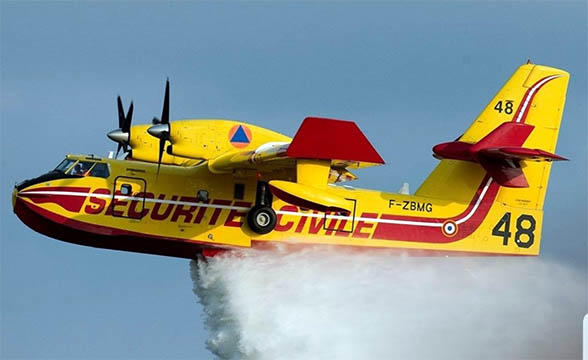 Avion bombardier d'eau "Canadair" de la Sécurité civile – © Twitter Sécurité civile 