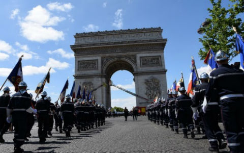 Arc de Triomphe, journée nationale des sapeurs-pompiers